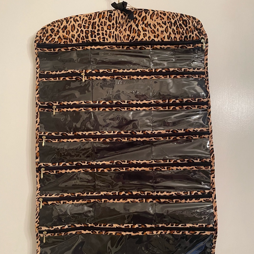 Cheetah print jewelry organizer